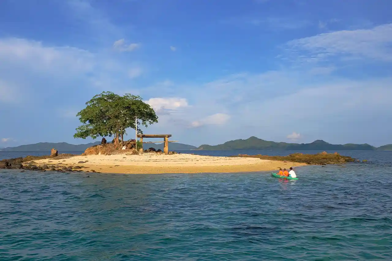 Lakbay Palawan Sibaltan Bubog Island