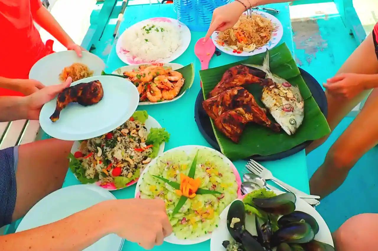 Lakbay Palawan Sibaltan Day Tour Lunch Buffet